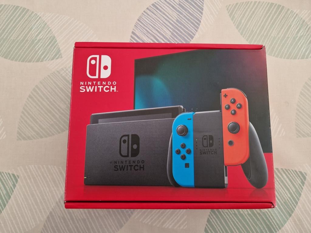 Nintendo Switch met garantie te koop., Games en Spelcomputers, Spelcomputers | Nintendo Switch, Ophalen