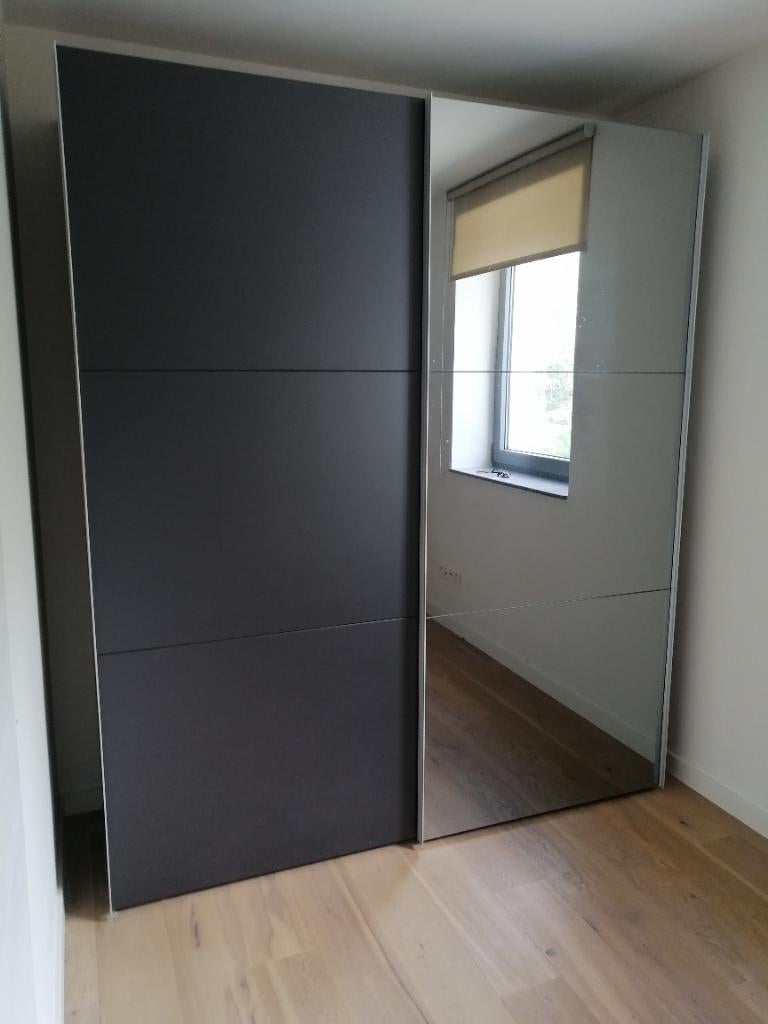 Kwalitatieve kleerkast met spiegel, Huis en Inrichting, Ophalen, 200 cm of meer, Met plank(en), 150 tot 200 cm