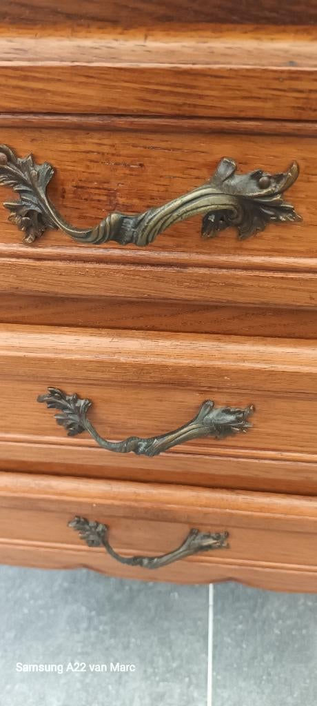 Nachtkastje, Ophalen, 70 cm of meer, Hout, 65 cm of meer