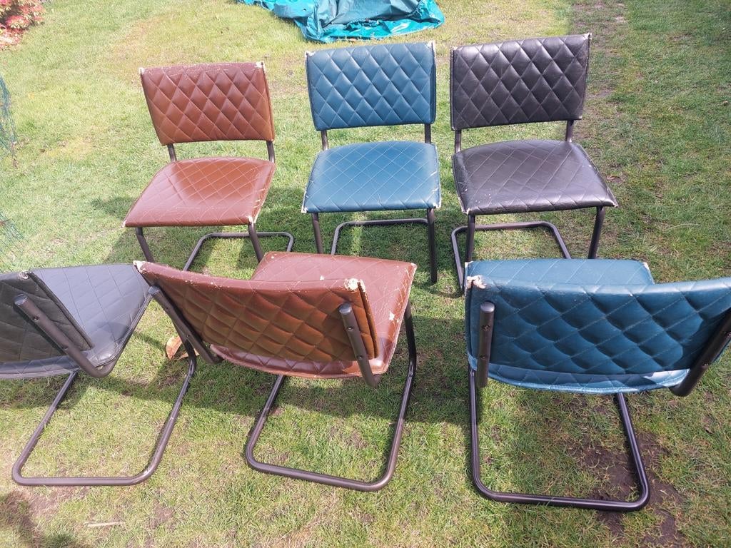 6 stoelen, Ophalen