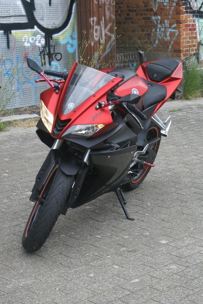 Yamaha YZF-R125, Motos, Permis Moto A1 minimum, 125 cm³, Jusqu'à 11 kW, Sport