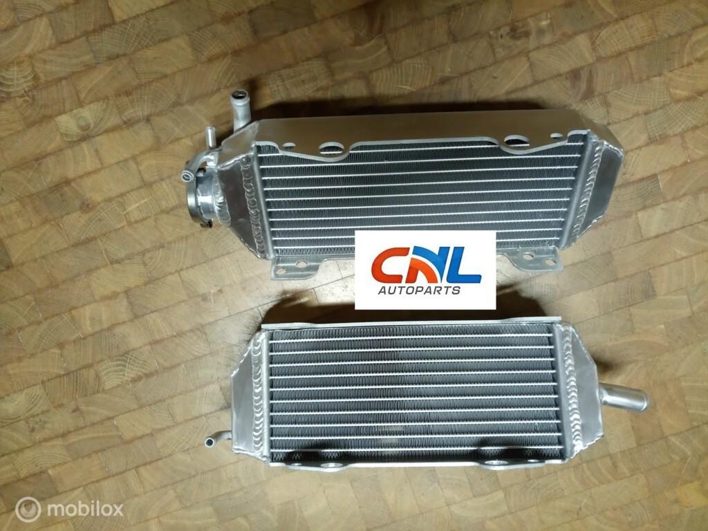 Radiateur Suzuki RM 250 RM250 2-stroke 1996 199, Motoren, Onderdelen | Suzuki, Nieuw, Ophalen of Verzenden