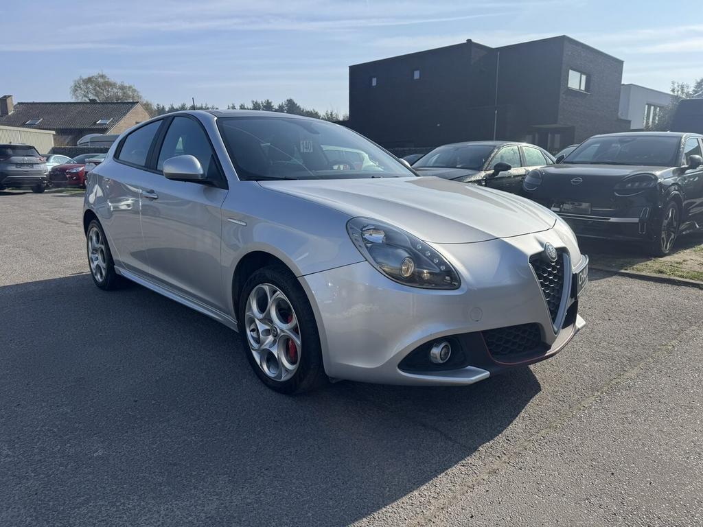 Alfa Romeo Giulietta 1.4TB ELEGANZA / NAVI / GARANTIE, Autos, Argent ou Gris, Achat, Euro 6, Entreprise