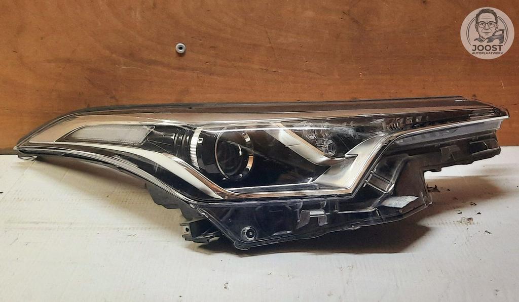 Koplamp rechts Toyota C-HR vanaf 2016 81110-F4031, Auto-onderdelen, Gebruikt, -, Ophalen of Verzenden, Toyota