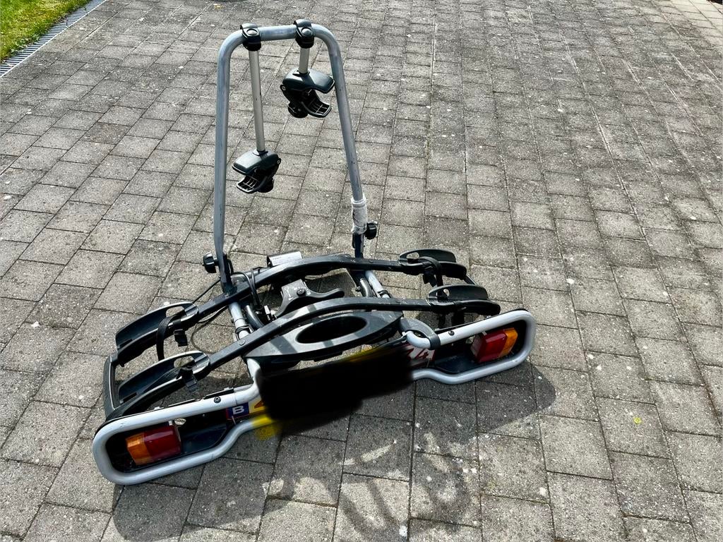 Thule fietsendrager voor 2 fietsen, Ophalen, Zo goed als nieuw