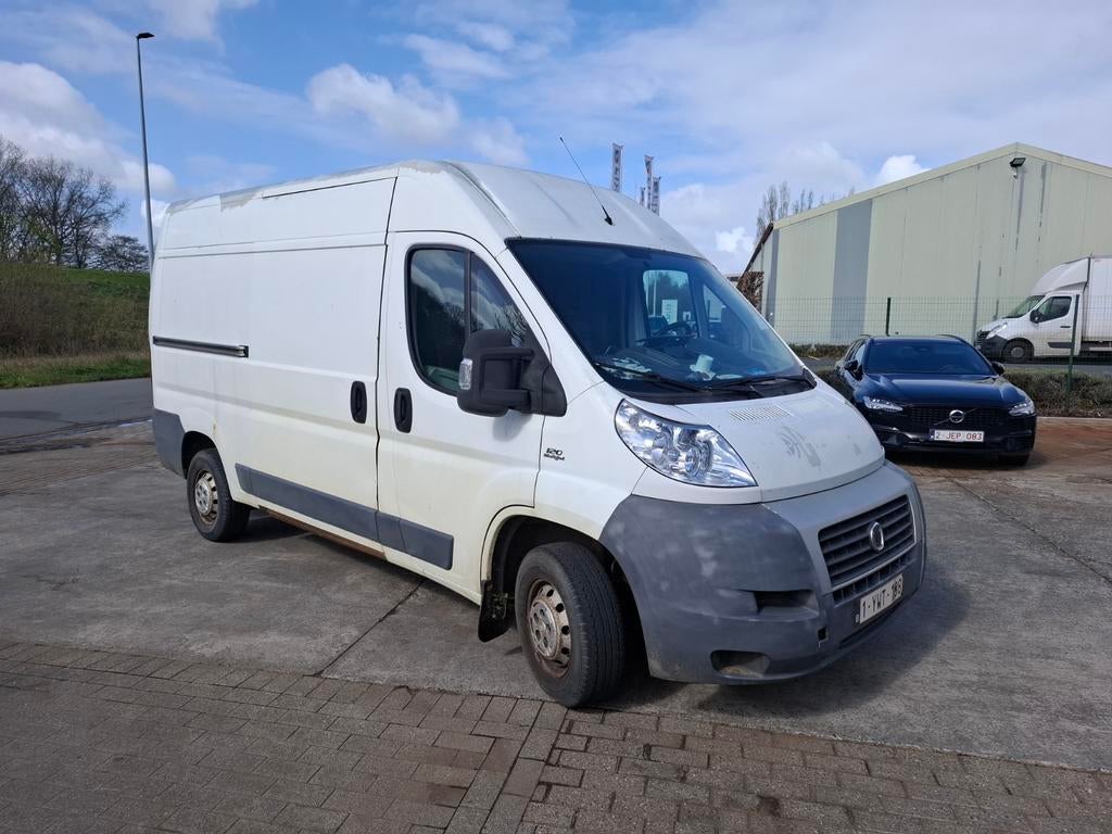 Fourgonnette multijet Fiat Ducato 2.3, Autos, Camionnettes & Utilitaires, Particulier, ABS, Airbags, Ordinateur de bord, Verrouillage central