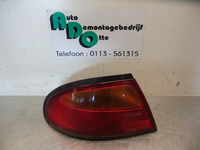 Achterlicht links van een Mazda 323F (323F BA 94-), Gebruikt, -, -, Ophalen of Verzenden