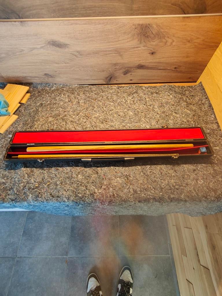 Queue de billard + 2 étuis + kit de réparation, Enlèvement