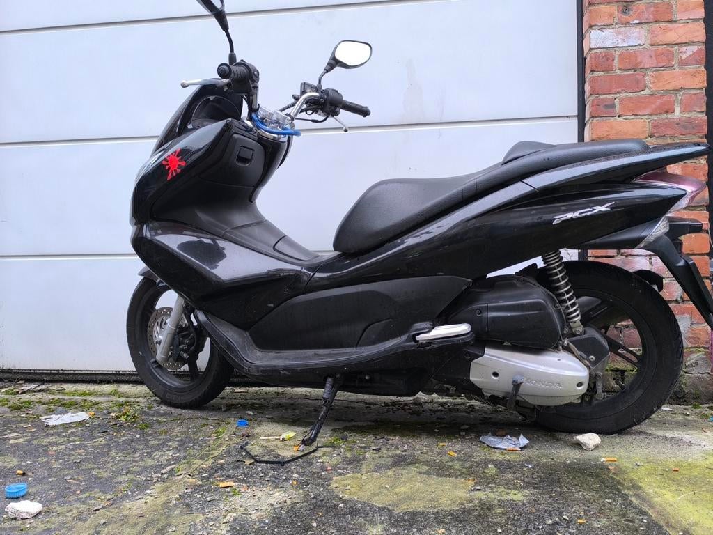 Honda PCX 125cc, Fietsen en Brommers, Ophalen