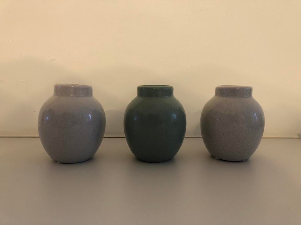 3 kleine vaasjes, Aardewerk of Porselein, Nieuw, Ophalen of Verzenden, Minder dan 50 cm