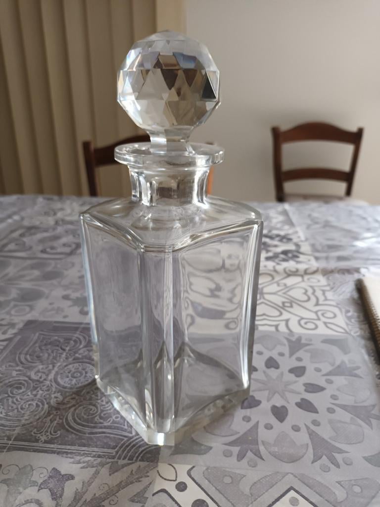 Carafe Val Saint Lambert, Enlèvement