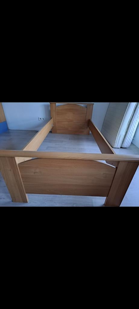 Chambre à coucher complète, Enlèvement