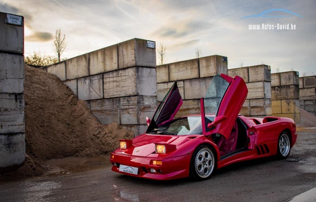 Lamborghini Diablo VT Roadster L144 5.7 V12 4WD ROSSO TARGA, Euro 2, Lederen bekleding, 390 kW, https://public.car-pass.be/vhr/e8fe5276-35bb-4f5f-b728-49468cd66309