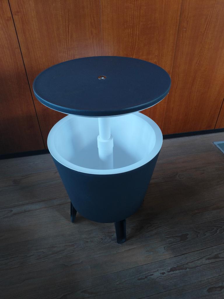 Keter Coolbar Tafel, Ophalen of Verzenden, Nieuw, Rond, Kunststof