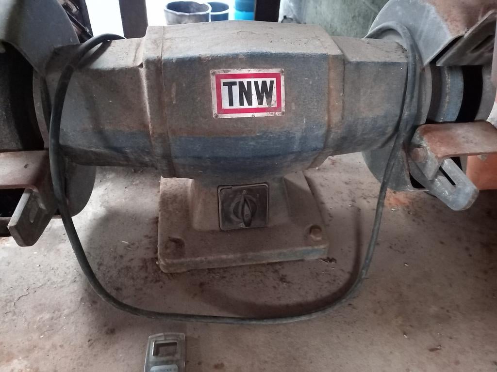 Broyeur double TNW robuste avec table Yzer, Hoegaarden, Enlèvement