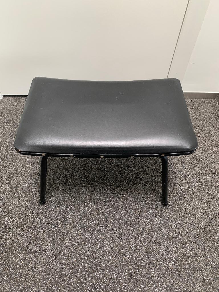 Voetenbankje vintage, Huis en Inrichting, Zetels | Voetbanken en poefs, Ophalen, Vintage, Minder dan 50 cm, Zo goed als nieuw