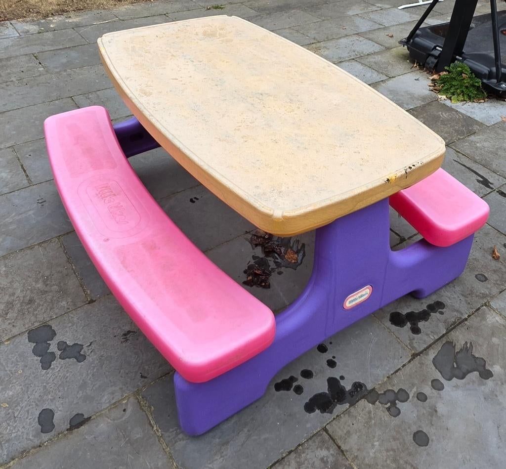 Picknicktafel, Enlèvement