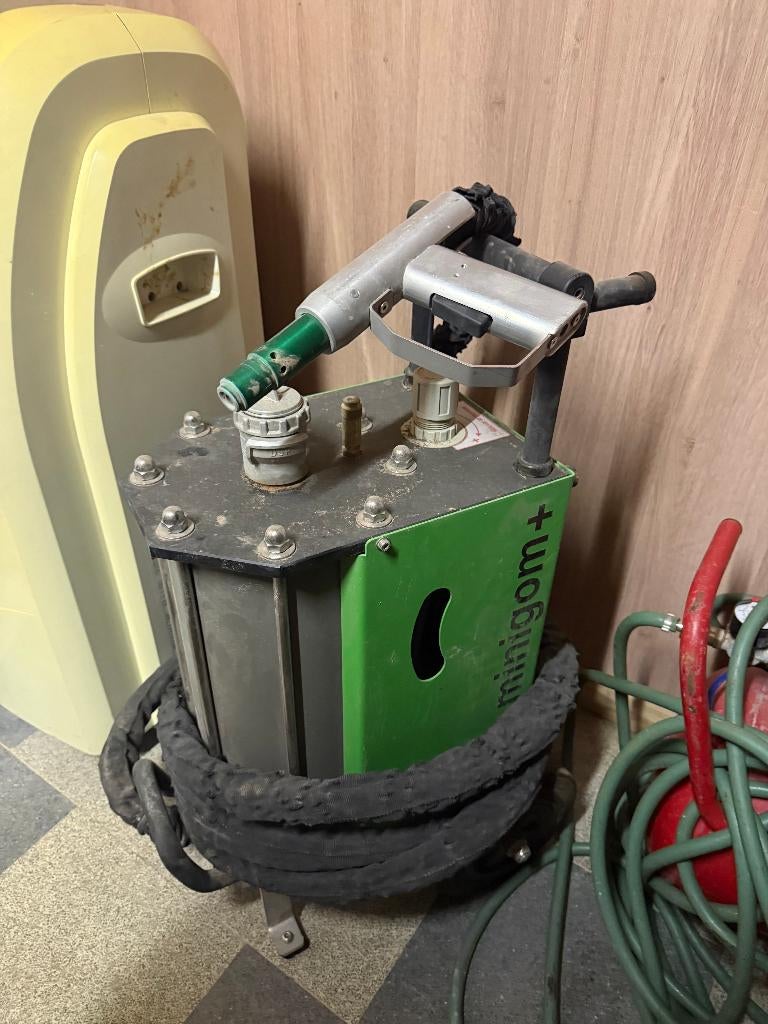 Pack complet aérogommeuse MINIGOM + compresseur PULS’AIR 240, Rénovation ou Construction