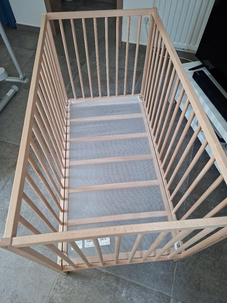 Babybedje, Kinderen en Baby's, Babywiegjes en Ledikanten, Ophalen, Zo goed als nieuw, Ledikant