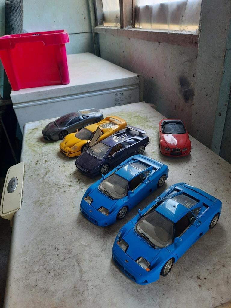 1/18 diecast modelautos, Ophalen