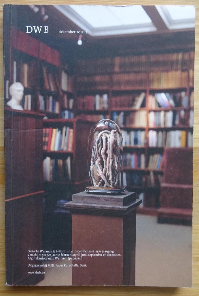 Berlinde De Bruyckere, Allen Vlees, 2012 DWB, Ophalen of Verzenden, Gelezen, Beeldhouwkunst