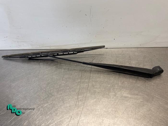 Bras essuie-glace avant d'un Nissan Terrano (Terrano II 93-), Autos : Pièces & Accessoires, -, 3 mois de garantie, Utilisé, -