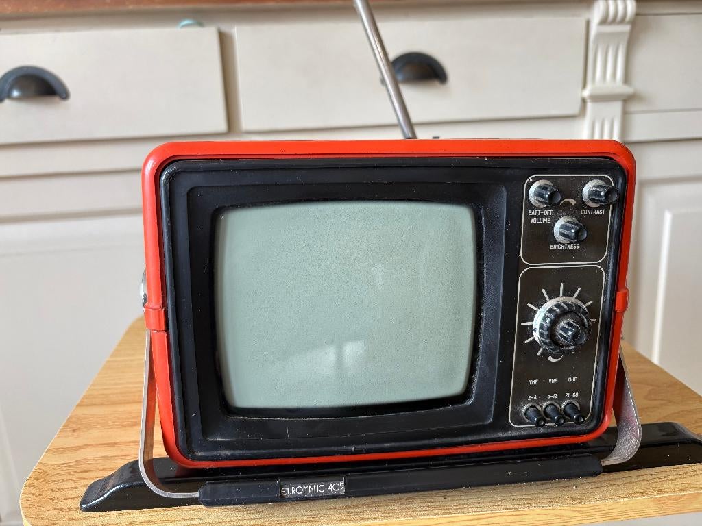Téléviseur Portable Vintage Euromatic 405 en parfait état, TV, Hi-fi & Vidéo, Enlèvement ou Envoi, Utilisé, Moins de 40 cm, Autres marques