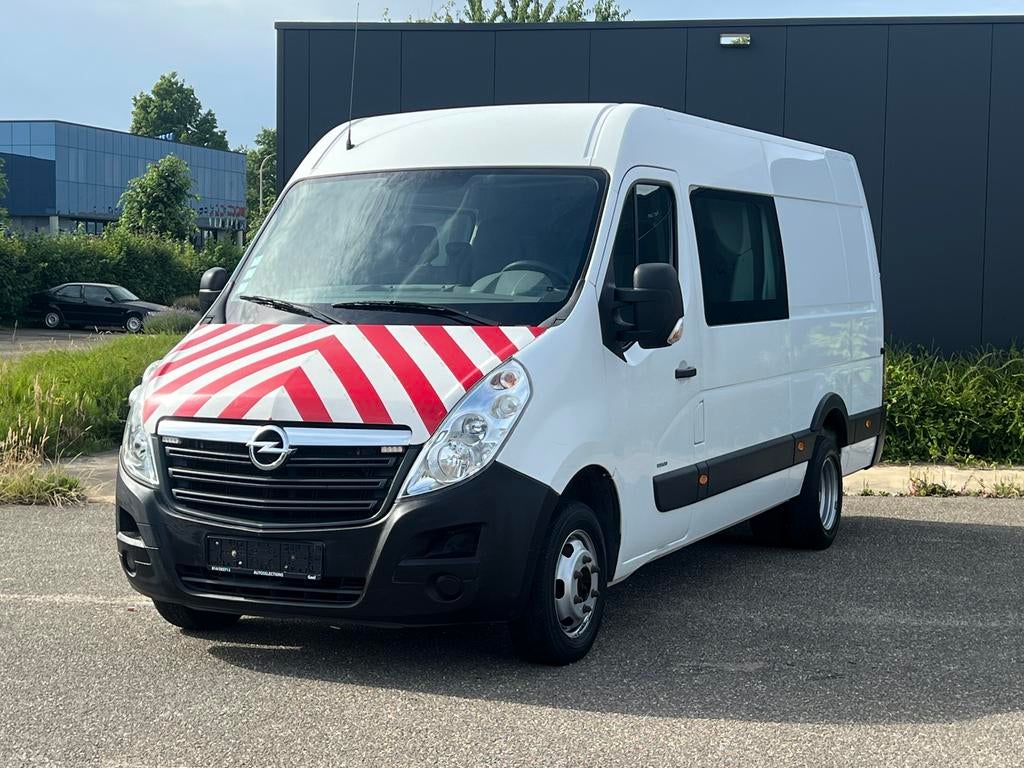Opel Movano dubbel cabine/ 55.000km!! Netto, Auto's, Bestelwagens en Lichte vracht, Particulier, Te koop, Opel, Trekhaak