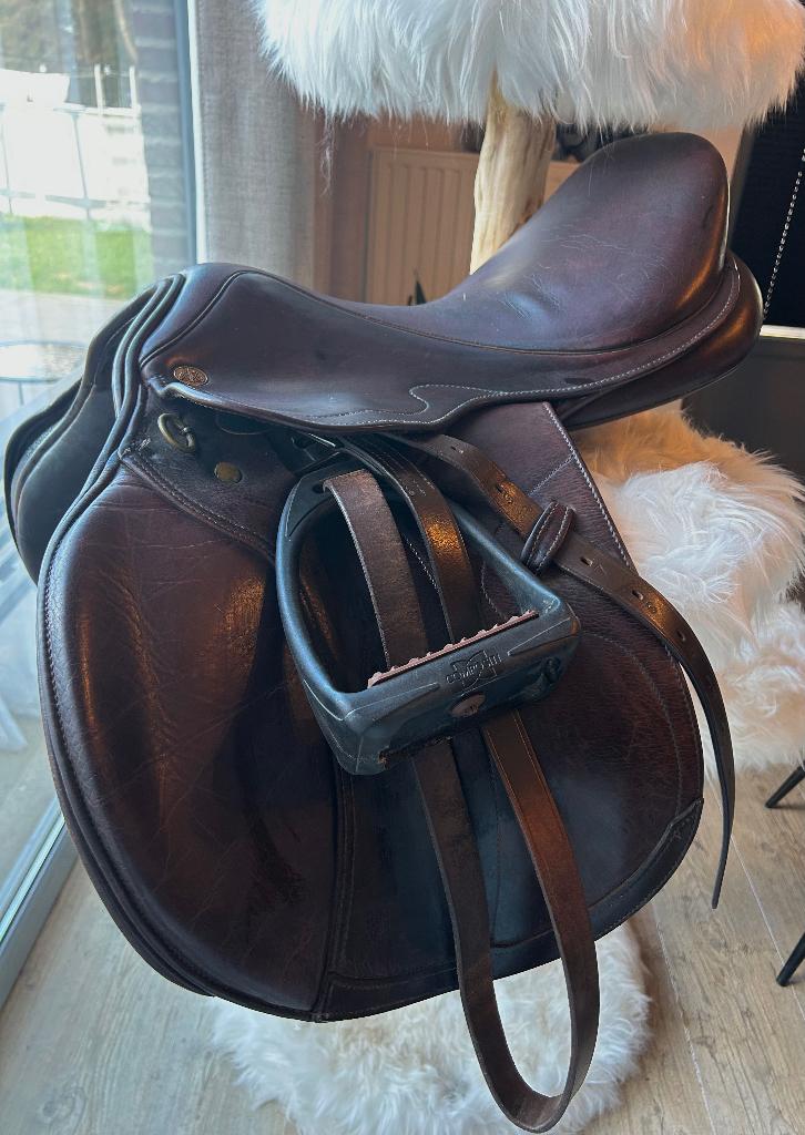 Springzadel Knight Rider, Dieren en Toebehoren, Paarden en Pony's | Zadels, Ophalen, Gebruikt, Springen