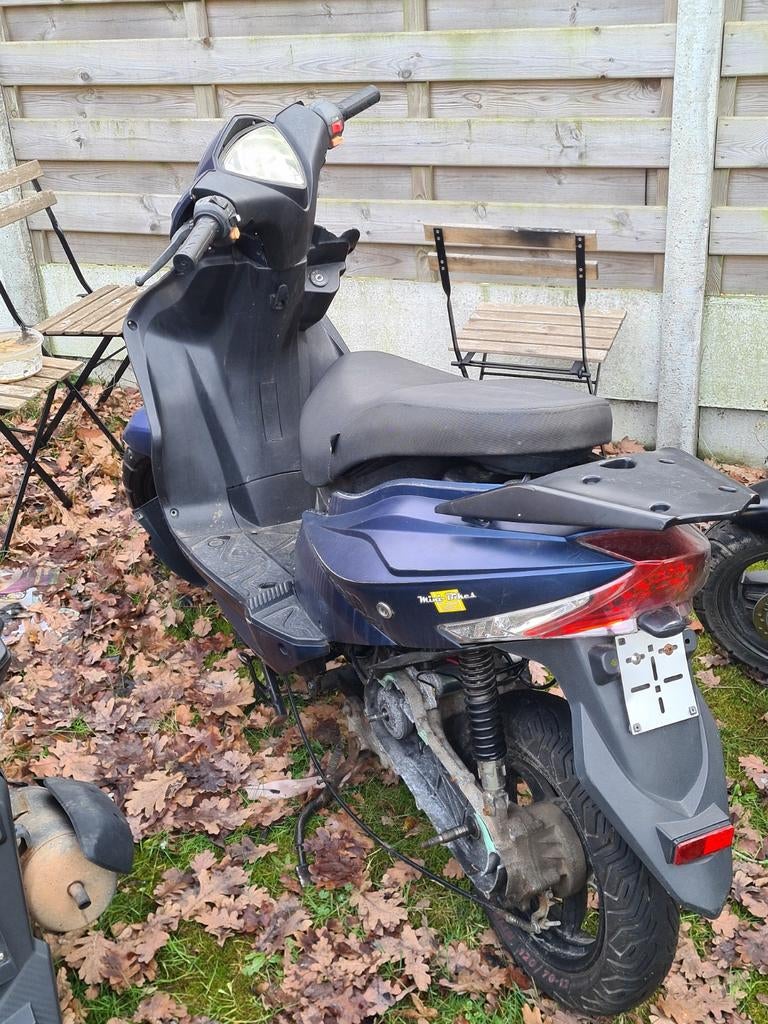 Trottinette AGM 50cc, toutes les pièces sont disponibles sép, Enlèvement ou Envoi