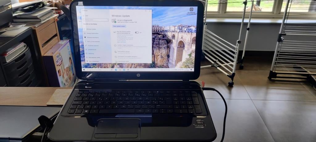 HP Pavilion Ultrabook 15-b061eb Azerty, Computers en Software, Ophalen, Zo goed als nieuw, Azerty