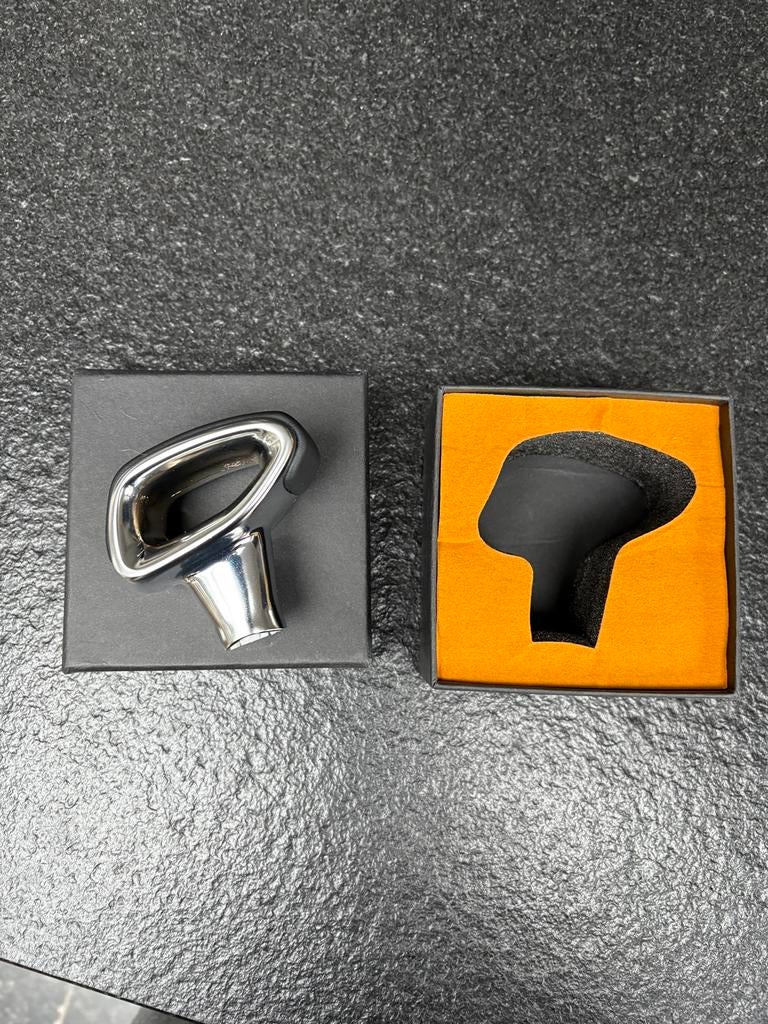 Mercedes versnellingspook, Enlèvement ou Envoi