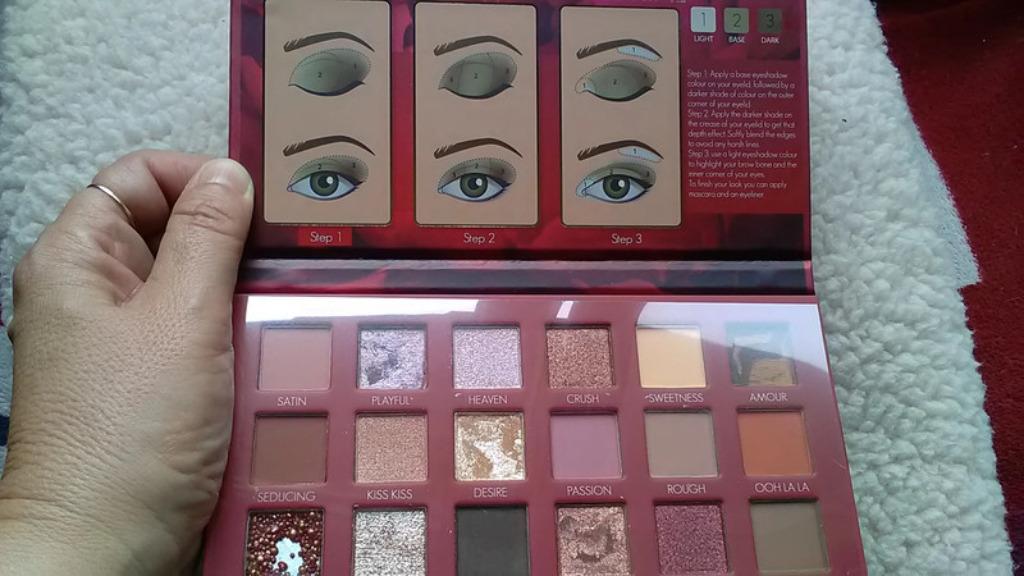 Palette de maquillage Seductive Fab Factory neuve, Bijoux, Sacs & Beauté, Neuf, Maquillage, Enlèvement ou Envoi, Autres couleurs