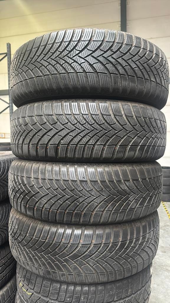 2156517 215/65/17 215/65R17 marque d'hiver Semperit, Enlèvement