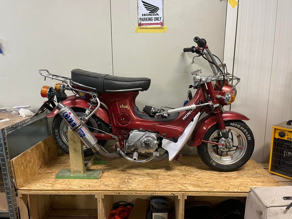 Honda chaly, Fietsen en Brommers, Ophalen, Zo goed als nieuw