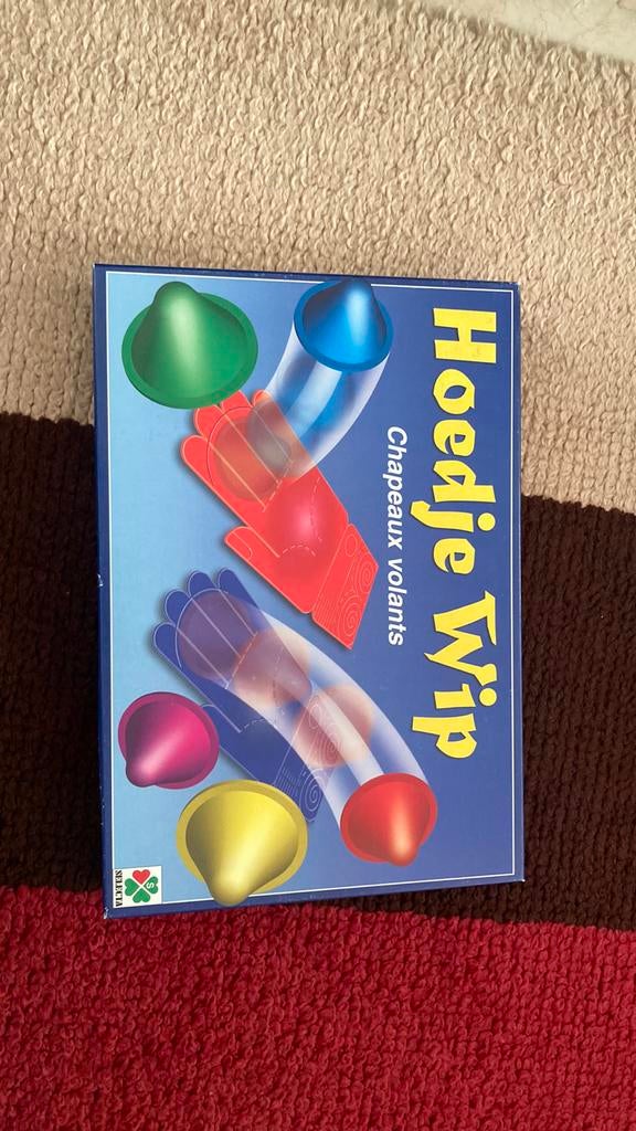 hoedje wip (chapeaux volants), Hobby en Vrije tijd, Zo goed als nieuw