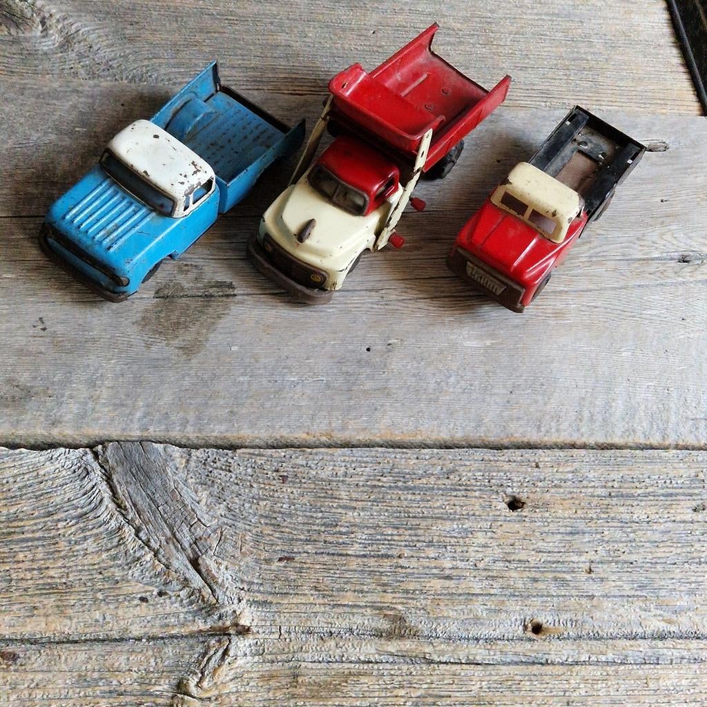 Jouets anciens 3 camions, Antiquités & Art, Antiquités | Jouets, Enlèvement ou Envoi