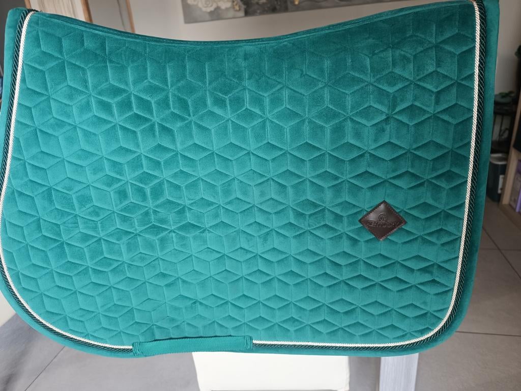 Tapis d'équitation Kentucky Harcourt Pénélope plus bonnet, Animaux & Accessoires, Enlèvement ou Envoi