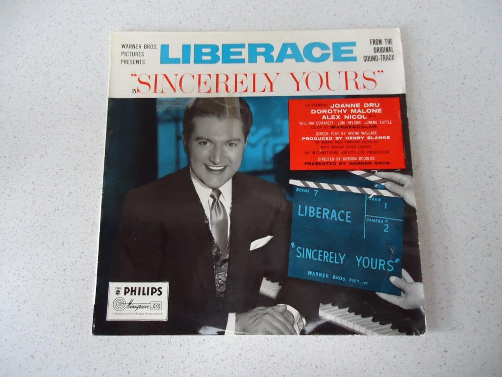 LP van "Liberace" Sincerely Yours anno 1956., Cd's en Dvd's, Ophalen of Verzenden, Zo goed als nieuw, 12 inch, Poprock