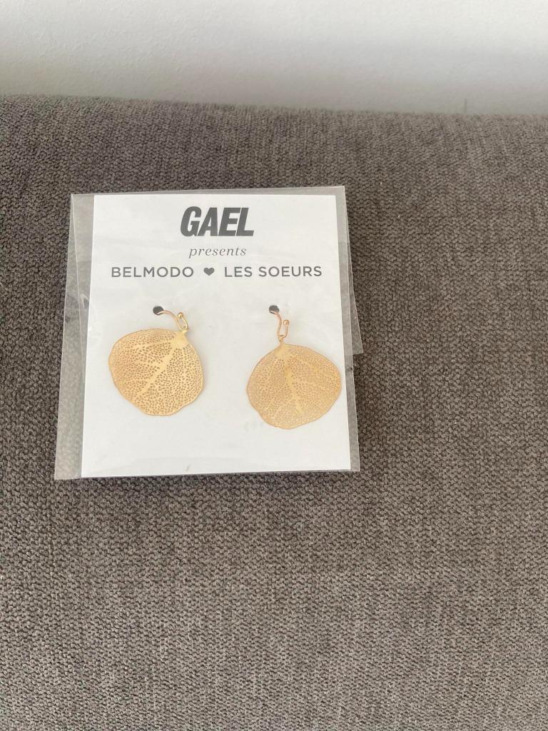 Nieuw oorbellen Les Soeurs, Overige materialen, Hangers, Nieuw, Ophalen of Verzenden