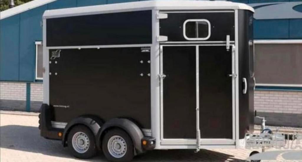 TE HUUR paardentrailer Ifor Wiliams, Animaux & Accessoires, Chevaux & Poneys | Semi-remorques & Remorques, Comme neuf, Enlèvement