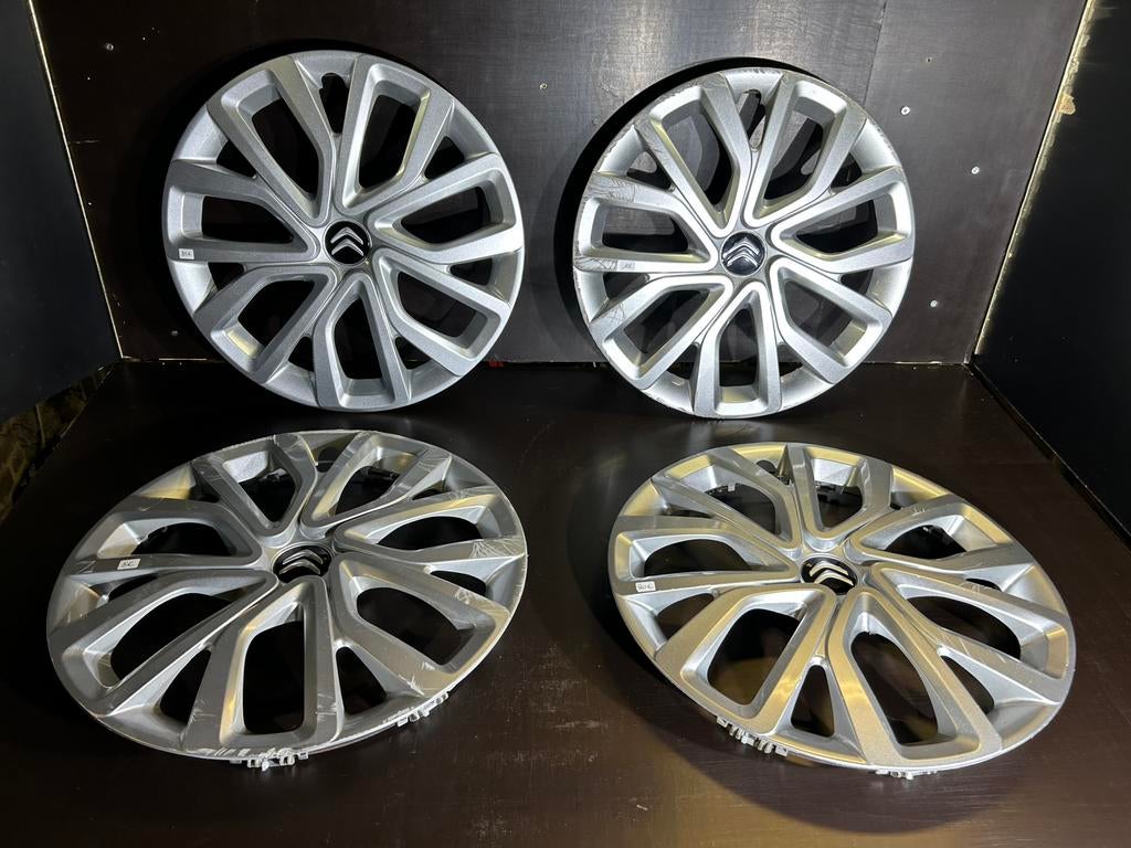 4 enjoliveurs Citroën berlingo C3 C4 16", Autos : Divers, Enjoliveurs, Utilisé, Enlèvement ou Envoi