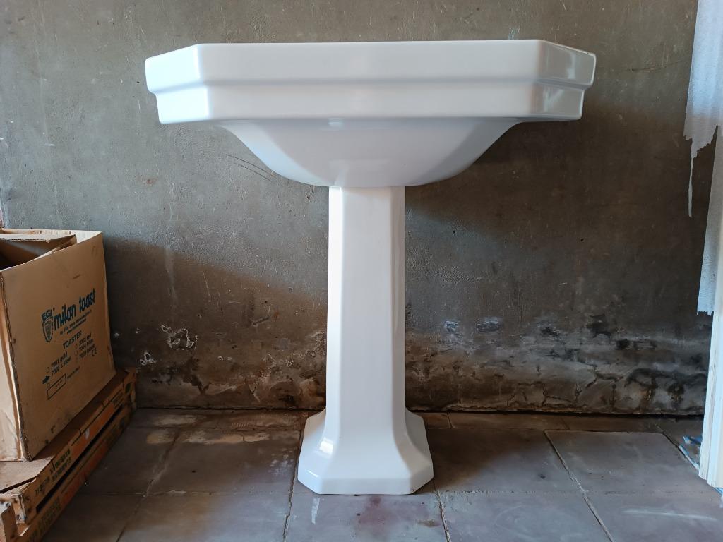 antieke lavabo set wit porcelein, Ophalen