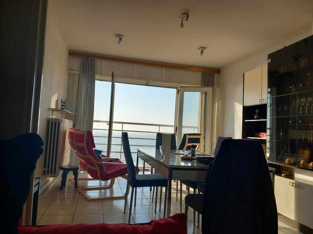 Ostende 'Les pieds dans l'eau' sur la reine des plages, Immo, Oostende