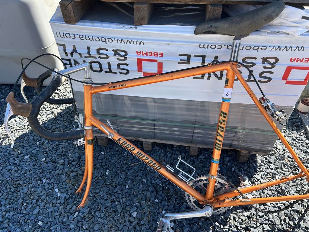 Retro koersfiets, Ophalen