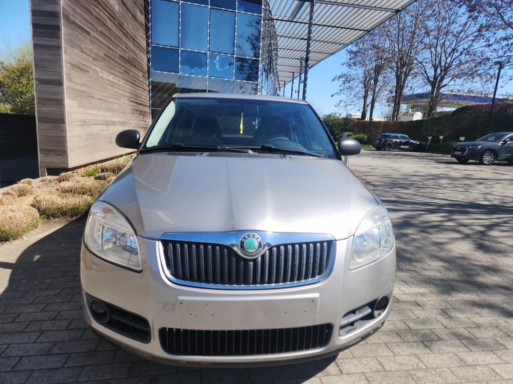 Skoda Fabia Break 1.2i essence. 1 propriétaire. carnet, Autos, Achat, Entreprise, Break, Verrouillage central