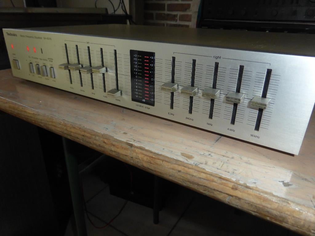 Technics SH-8045 stereo grafische equalizer in goede werking, Ophalen of Verzenden, Gebruikt, Equalizer