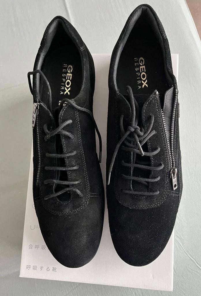GEOX zwarte suède herenschoenen - maat 46, Nieuw, GEOX, Ophalen of Verzenden, Sportschoenen