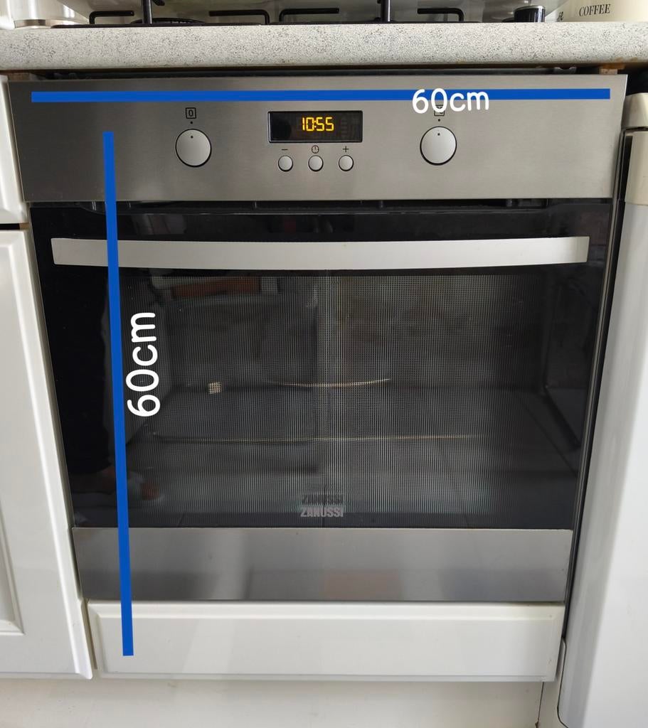 Four multifonction à air pulsé pyrolyse Zanussi, Enlèvement, Four