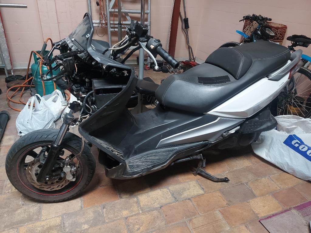 Scooter Sym Joymax 125i, Fietsen en Brommers, Ophalen, Gebruikt, 125 cc, Benzine